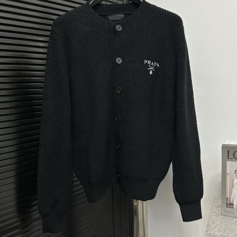 Pra*a sweaters